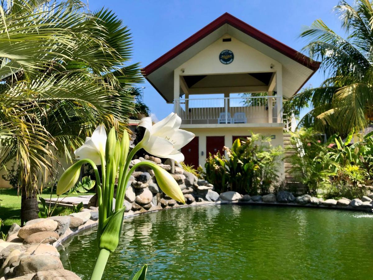 Strutz Art Garden Resort Bangued Exterior photo